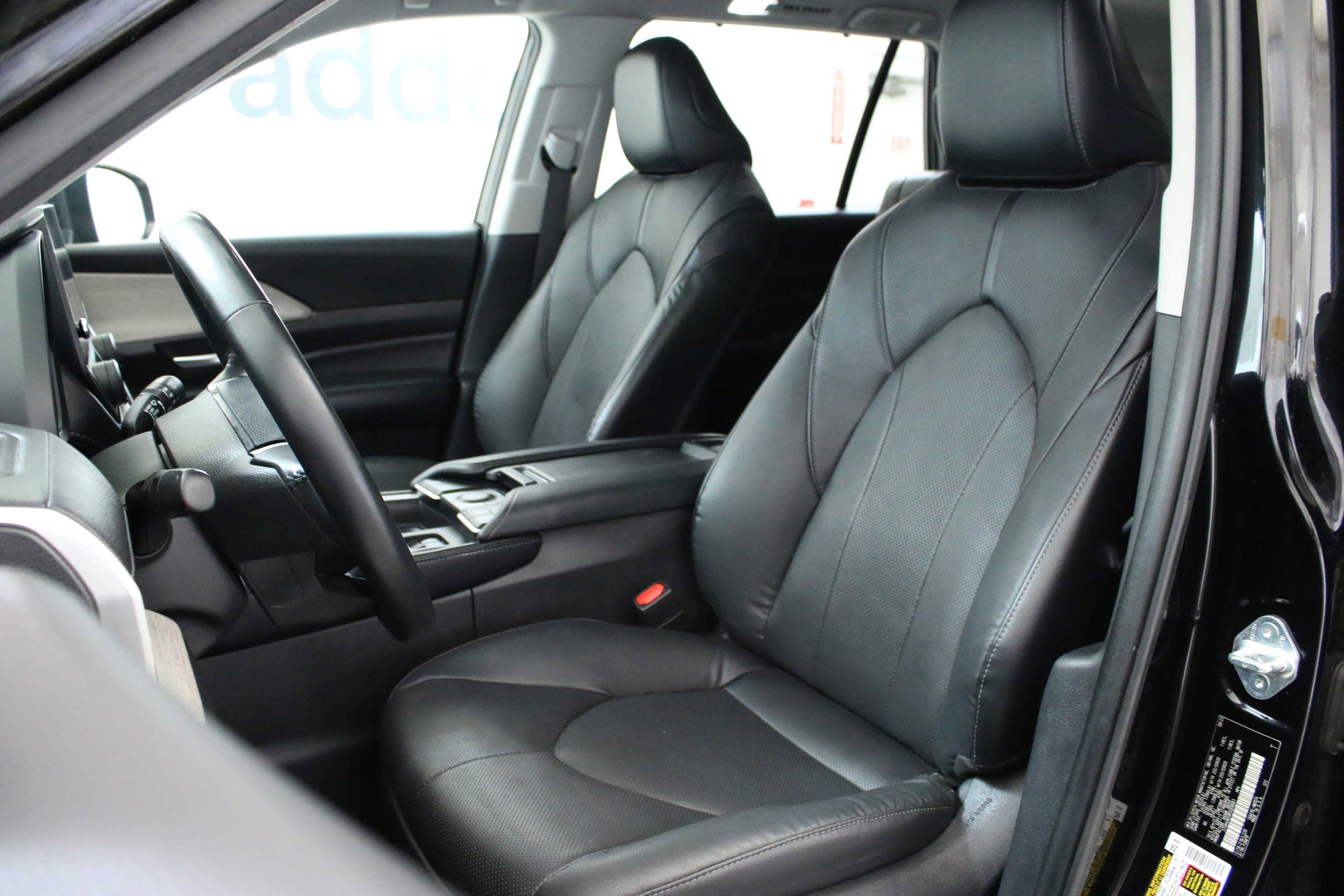 Used 2024 Toyota Grand Highlander Limited image 24