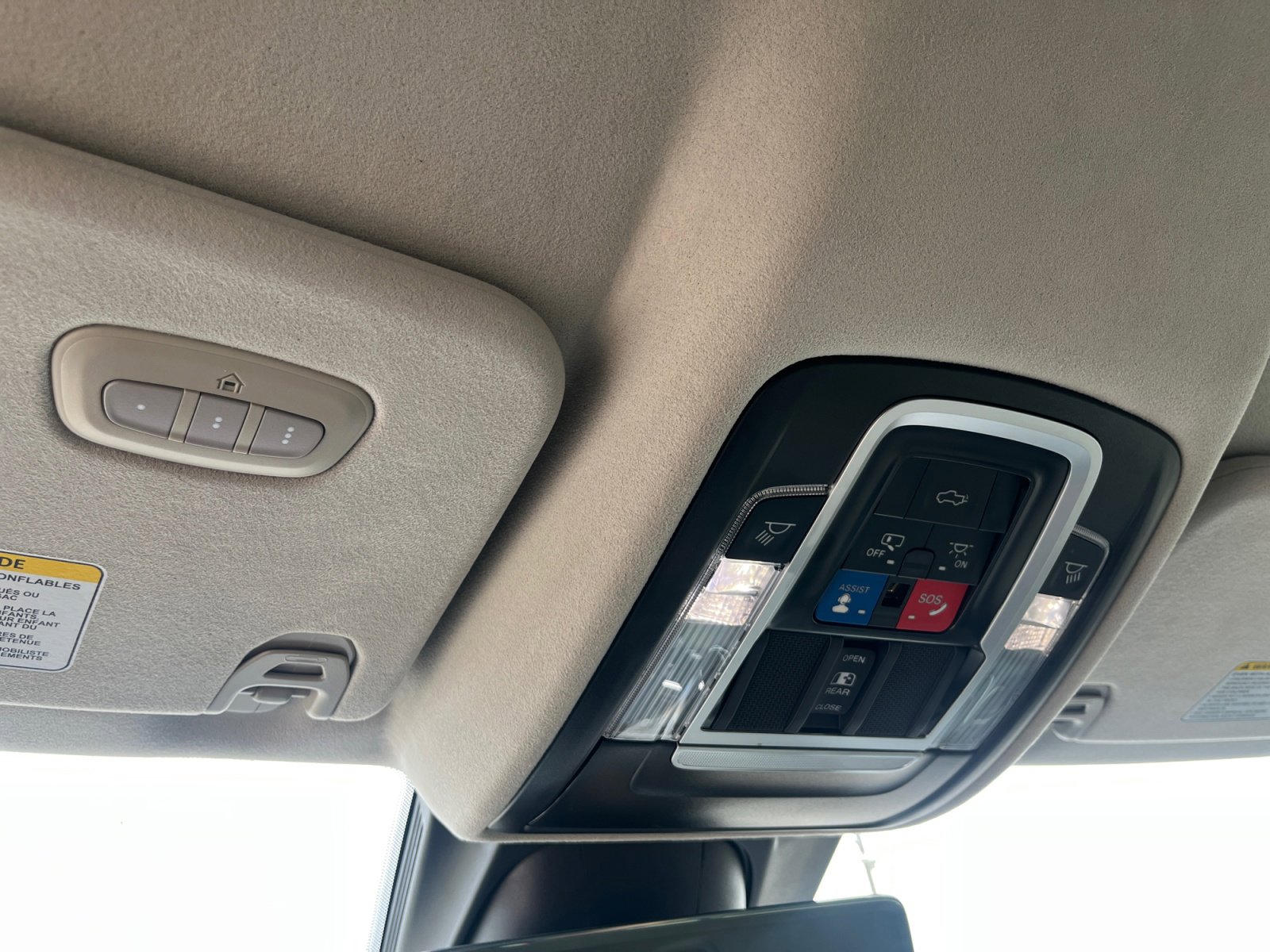 Used 2023 RAM 1500 Limited RWD image 33