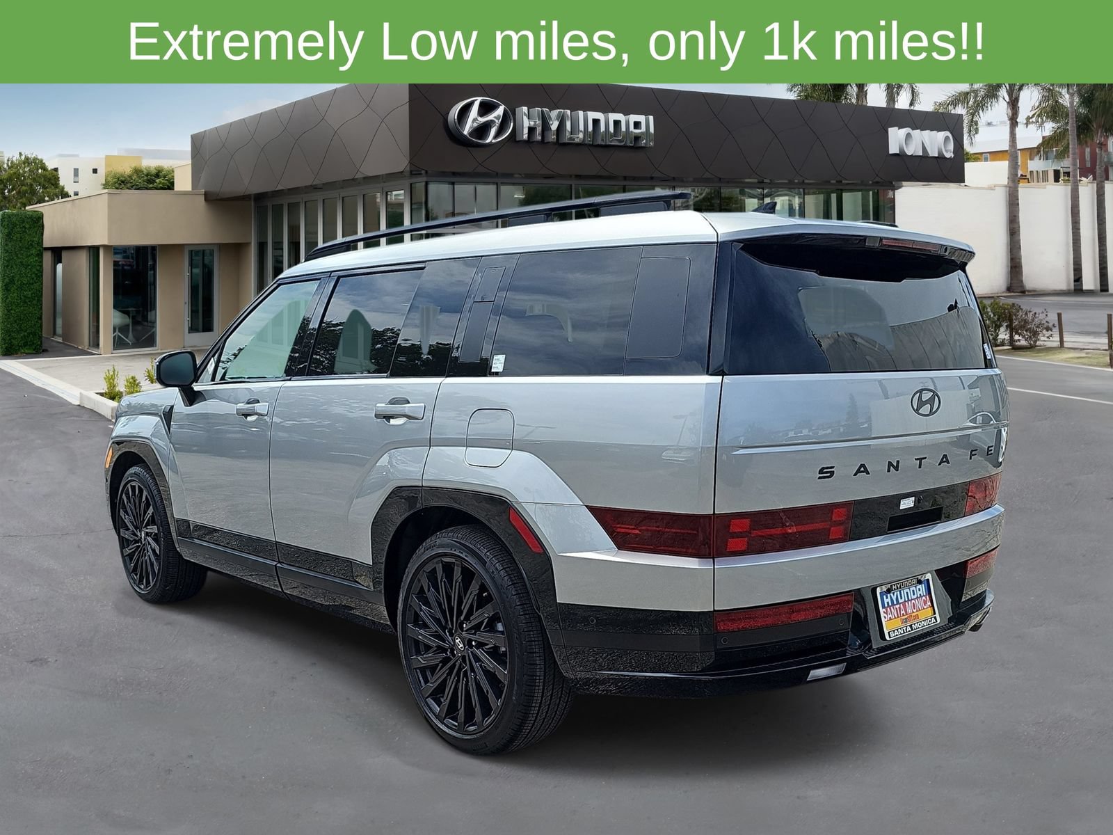 Used 2025 Hyundai Santa Fe Calligraphy FWD image 5