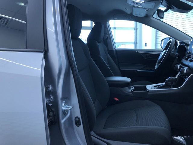 Certified 2025 Toyota RAV4 LE image 22
