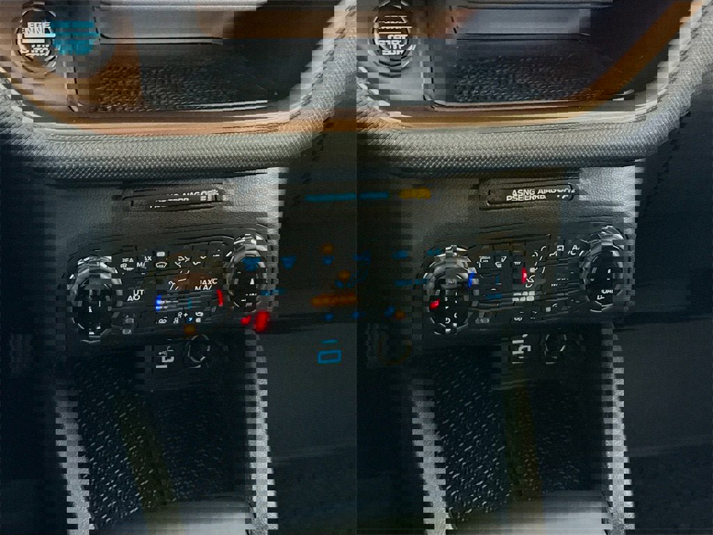 Used 2022 Ford Bronco Sport Outer Banks image 10