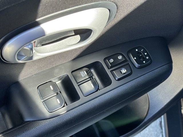Used 2016 Kia Soul w/ Convenience Package image 15