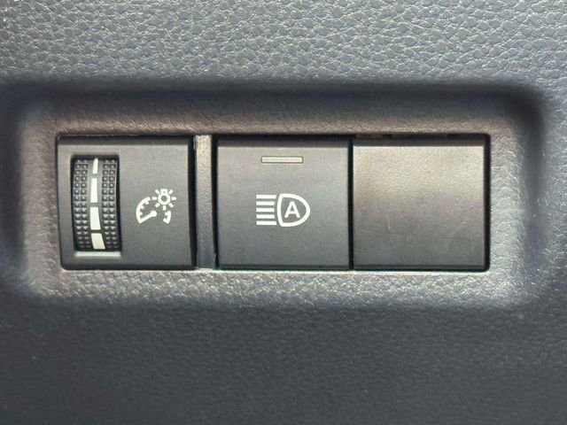 Used 2024 Toyota RAV4 XLE image 19