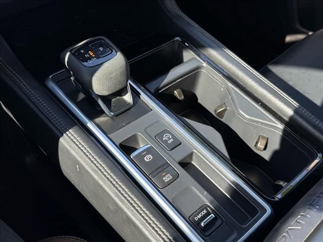 Certified 2023 Nissan Pathfinder Platinum w/ Cargo Package image 21