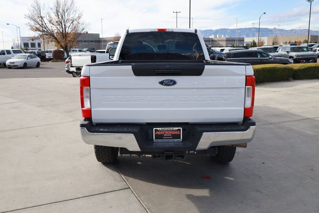 Used 2018 Ford F350 XLT AWD/4WD image 5