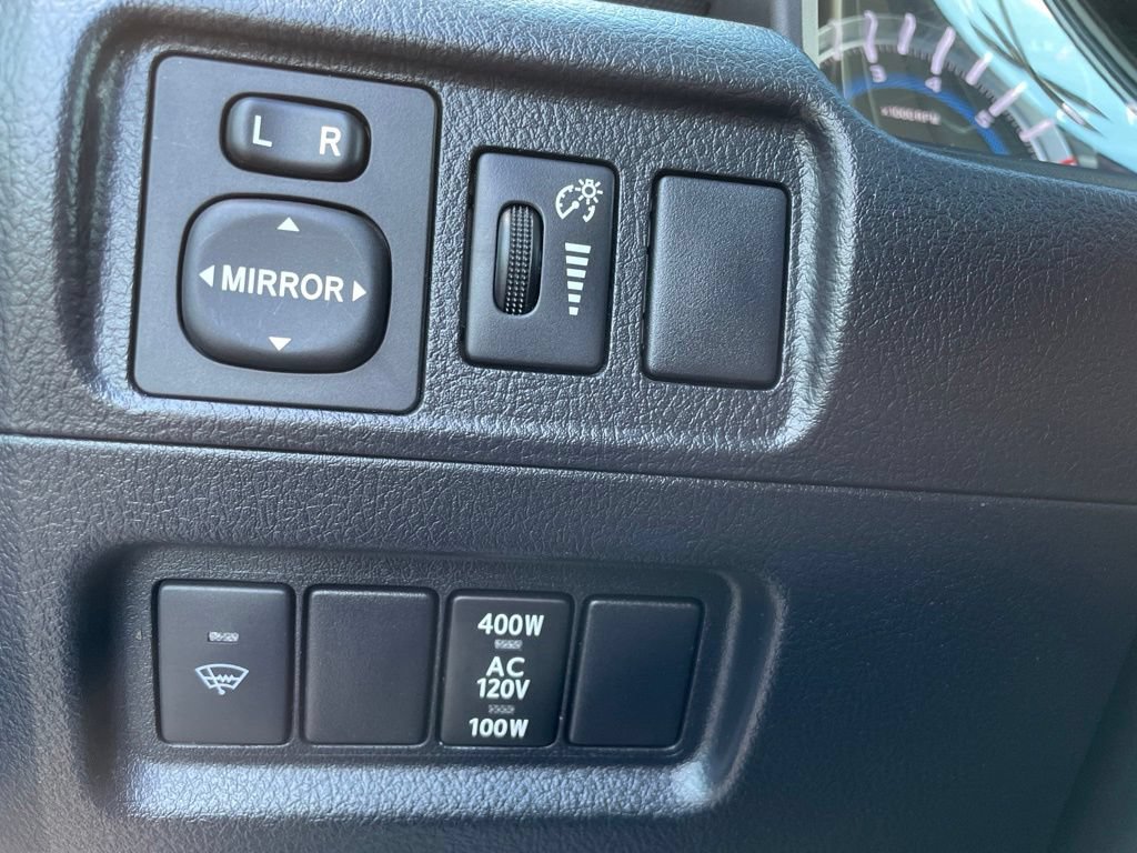 Used 2018 Toyota 4Runner SR5 Premium AWD/4WD image 26