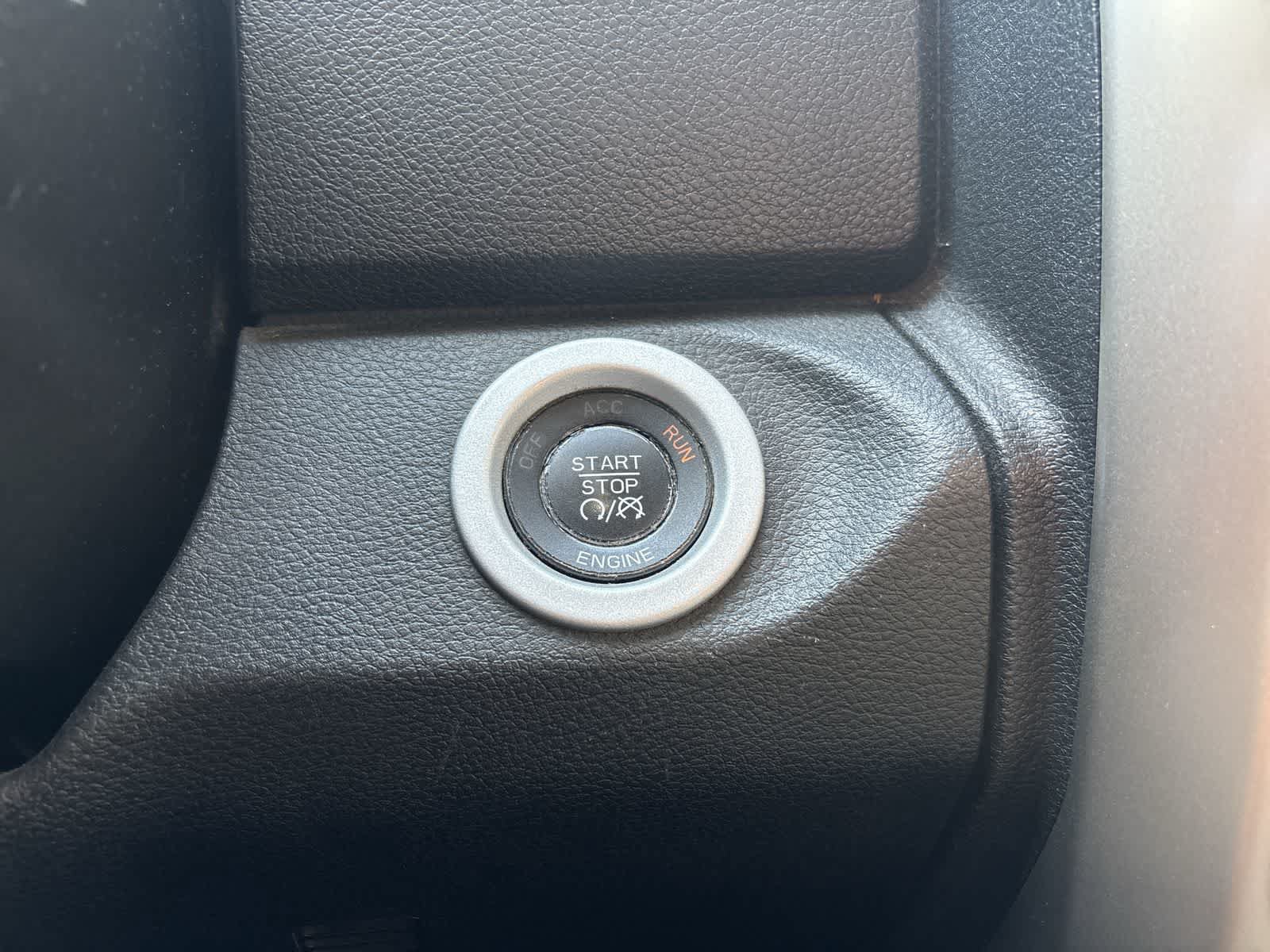 Used 2014 RAM 1500 Laramie w/ Trailer Tow Group AWD/4WD image 12