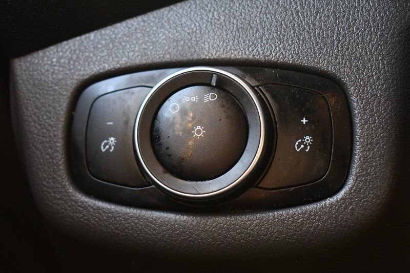 Used 2019 Ford Transit Connect XL image 27