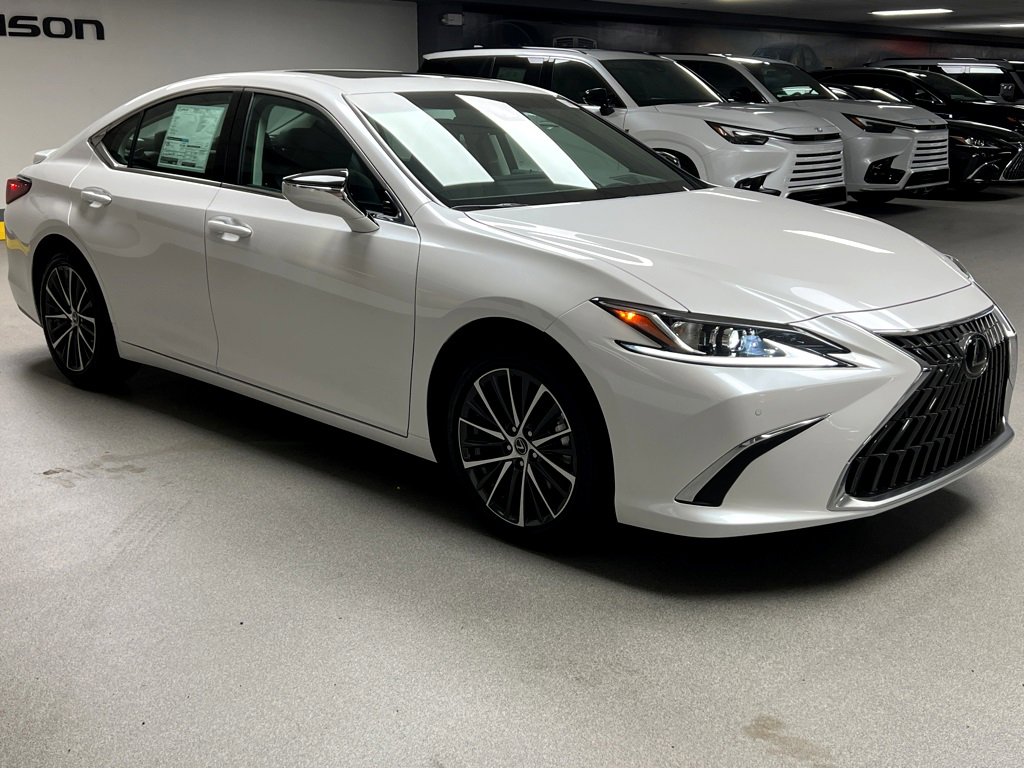 New 2025 Lexus ES 350 w/ Premium Package