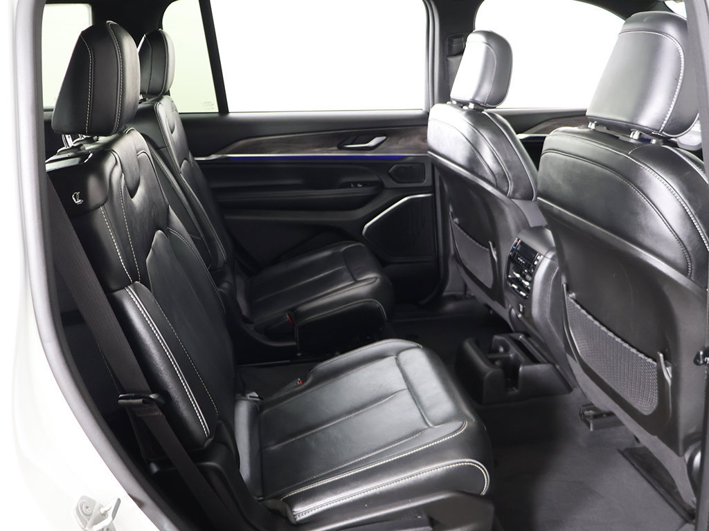 Used 2023 Jeep Grand Cherokee L Overland AWD/4WD image 41