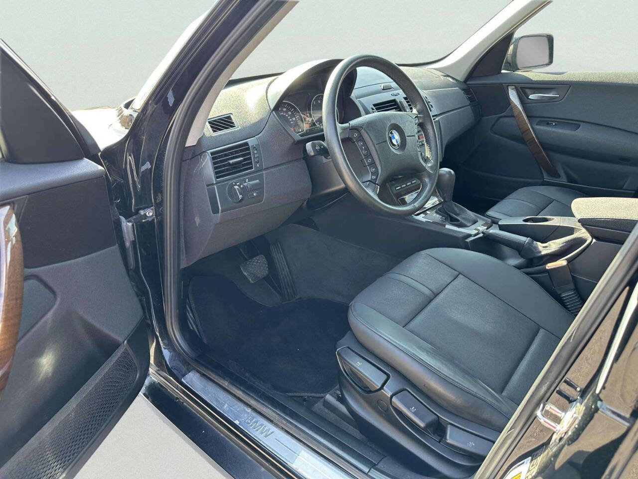 Used 2005 BMW X3 2.5i AWD/4WD image 12
