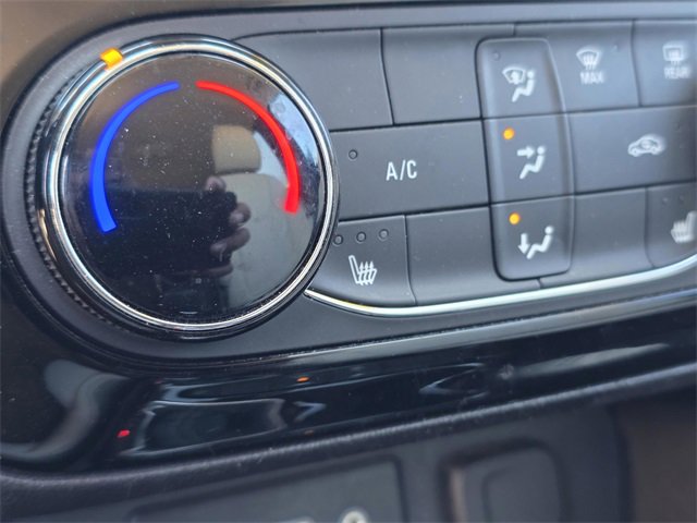 Used 2020 Buick Encore GX Preferred w/ Cold Weather Comfort Package image 29