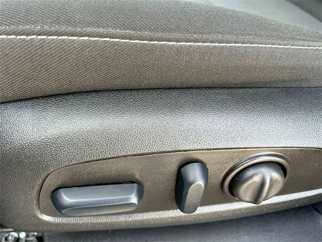 Used 2023 Chevrolet Blazer LT w/ Convenience Package image 16