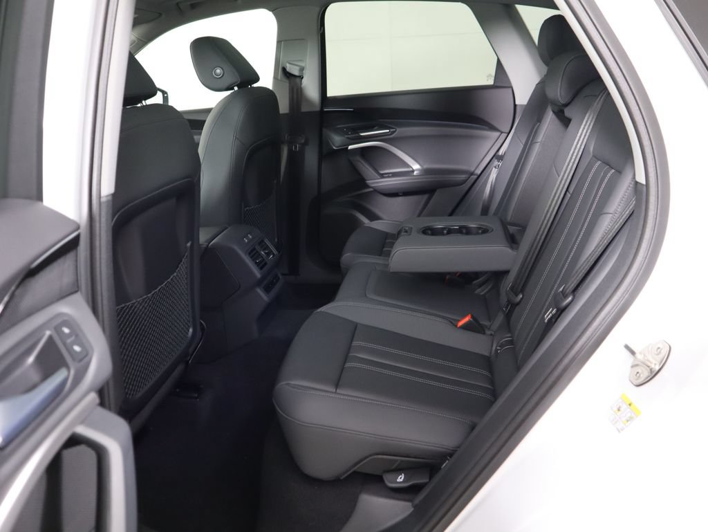 Used 2025 Audi Q5 Premium w/ Convenience Package AWD/4WD image 23