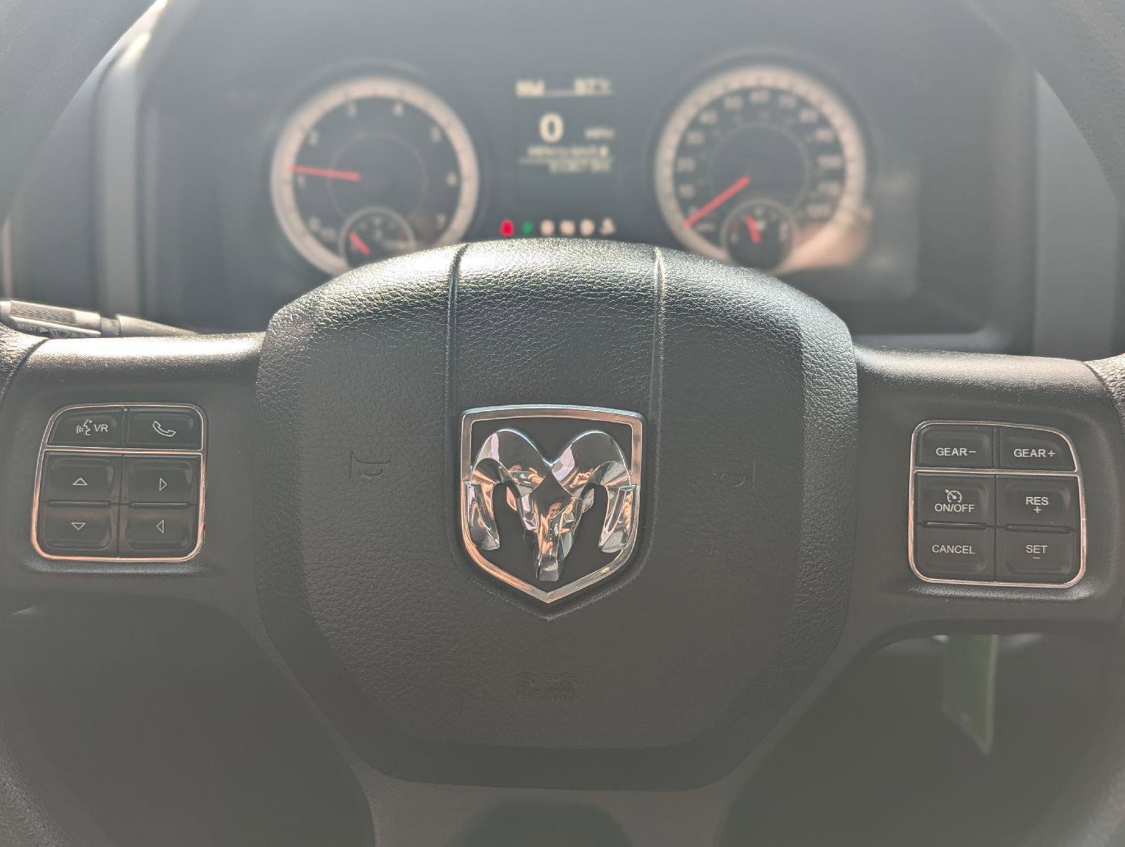 Used 2017 RAM 1500 Express w/ Express Value Package AWD/4WD image 23