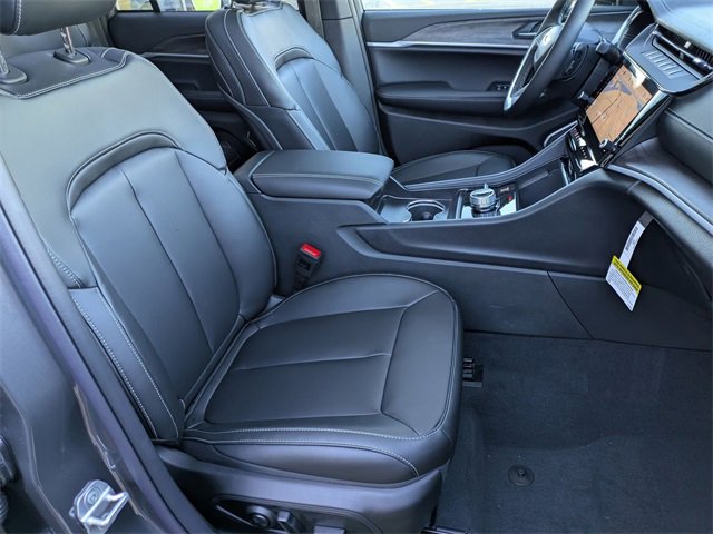 New 2026 Jeep Grand Cherokee Limited image 28