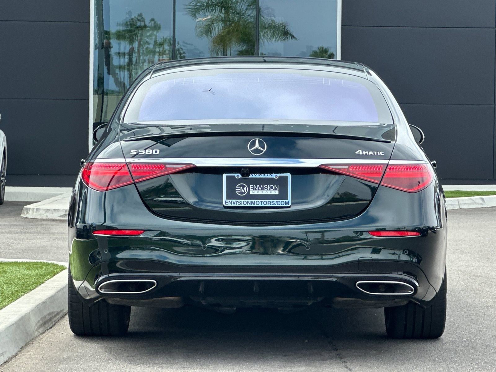 Used 2021 Mercedes-Benz S 580 4MATIC Sedan image 4