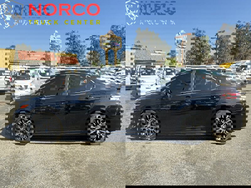 Used 2020 Toyota Camry SE image 5