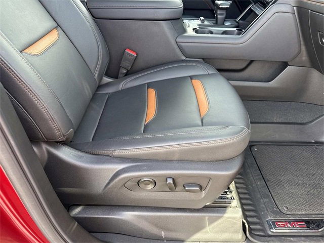 Used 2025 GMC Sierra 1500 AT4 w/ AT4 Premium Package image 14
