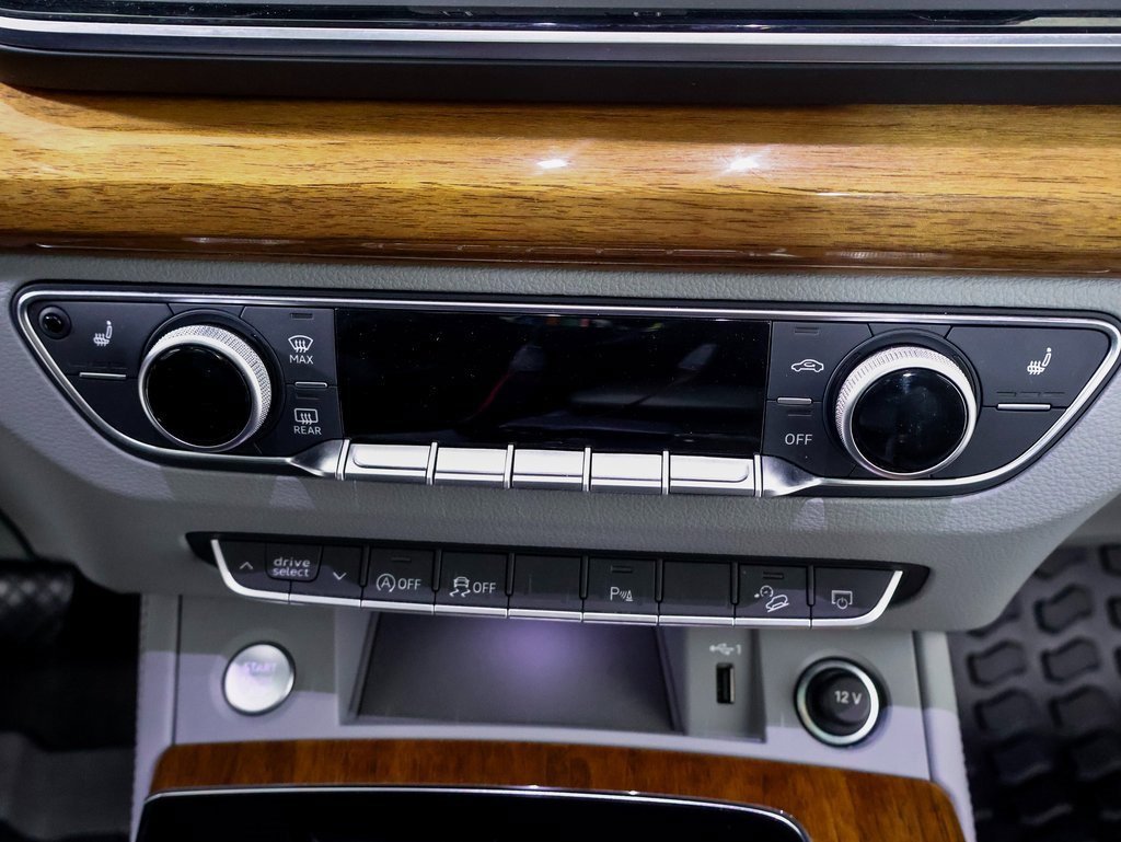 Used 2023 Audi Q5 2.0T Premium Plus w/ Premium Plus Package image 18