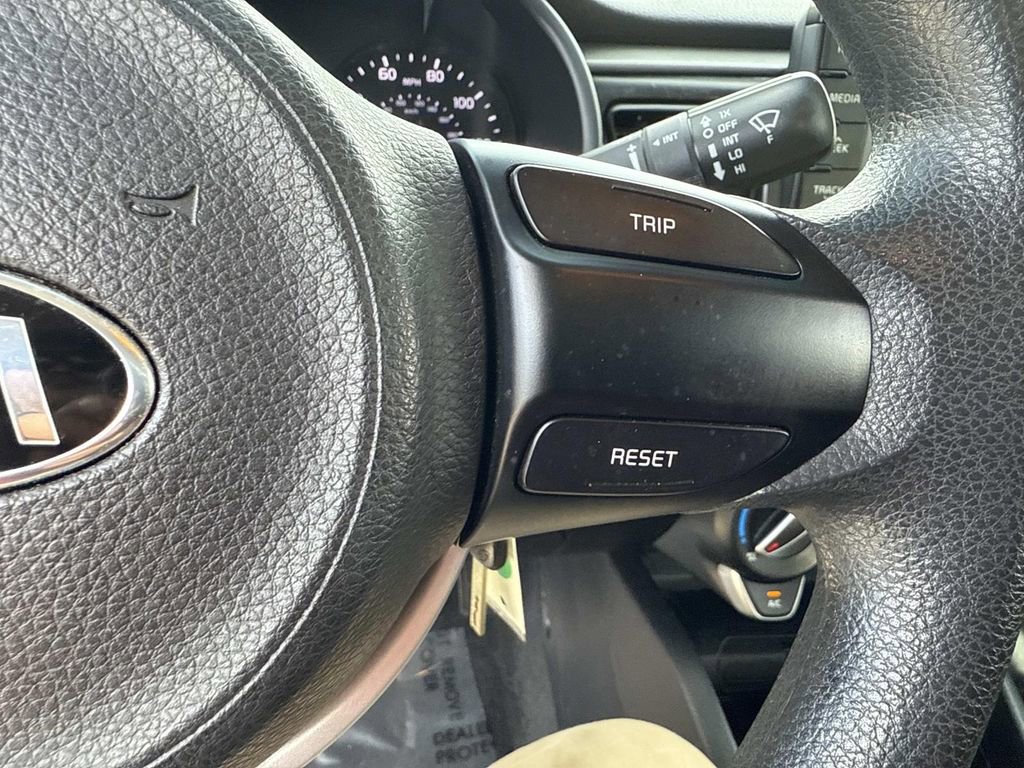 Used 2020 Kia Rio LX image 33