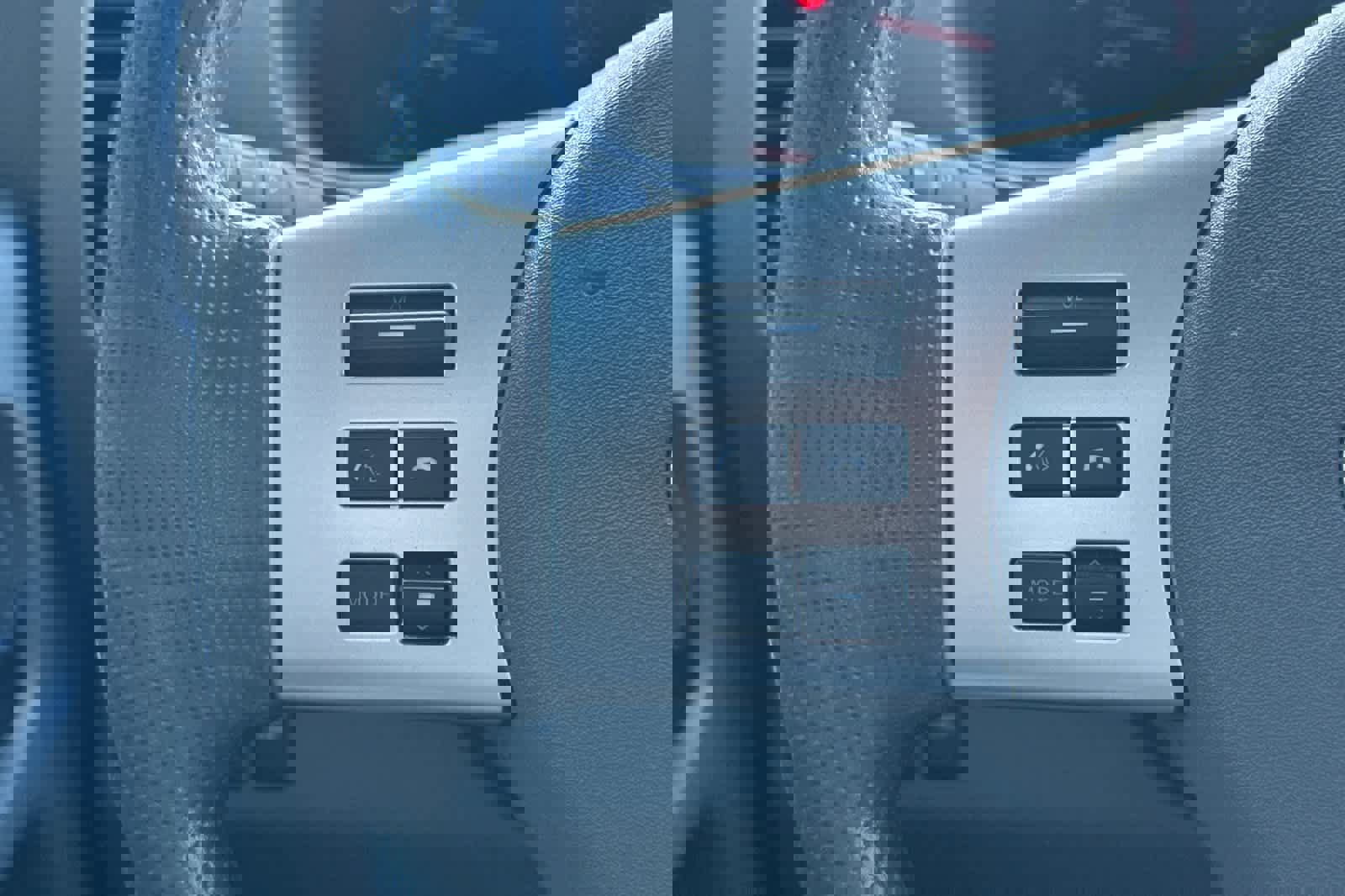 Used 2020 Nissan Frontier SV image 24