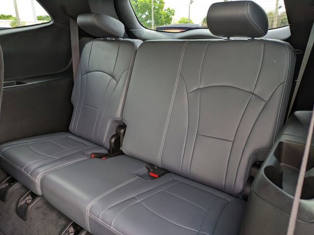 Used 2022 Buick Enclave Essence w/ Sport Touring Edition image 14