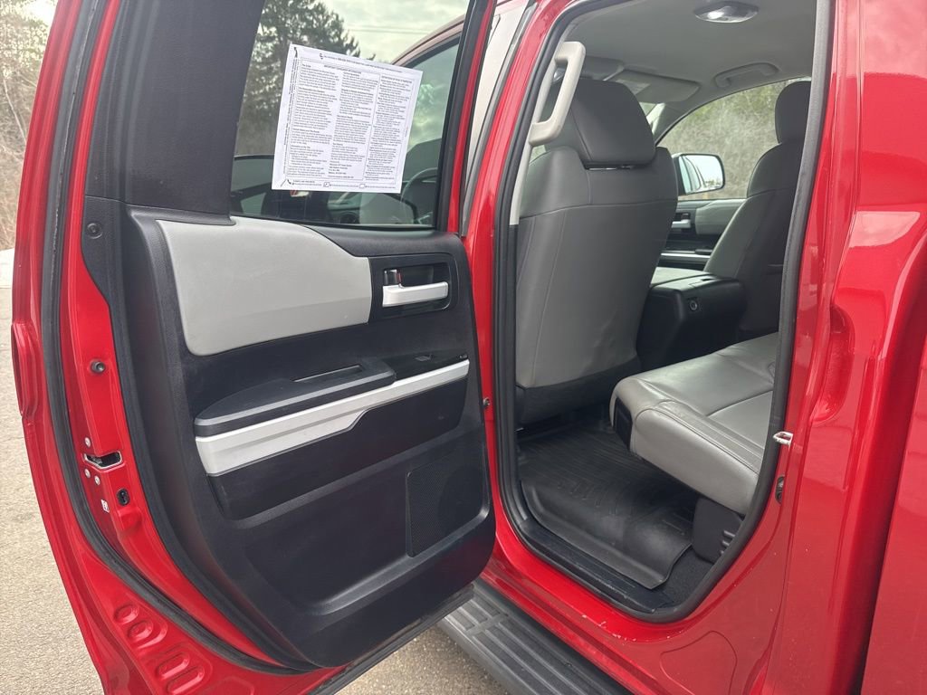 Used 2014 Toyota Tundra Limited w/ Limited Premium Package image 25