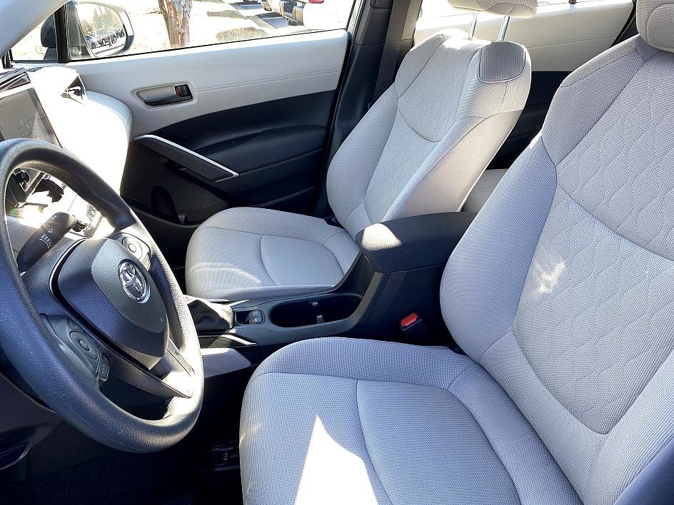 Certified 2025 Toyota Corolla Cross L image 11