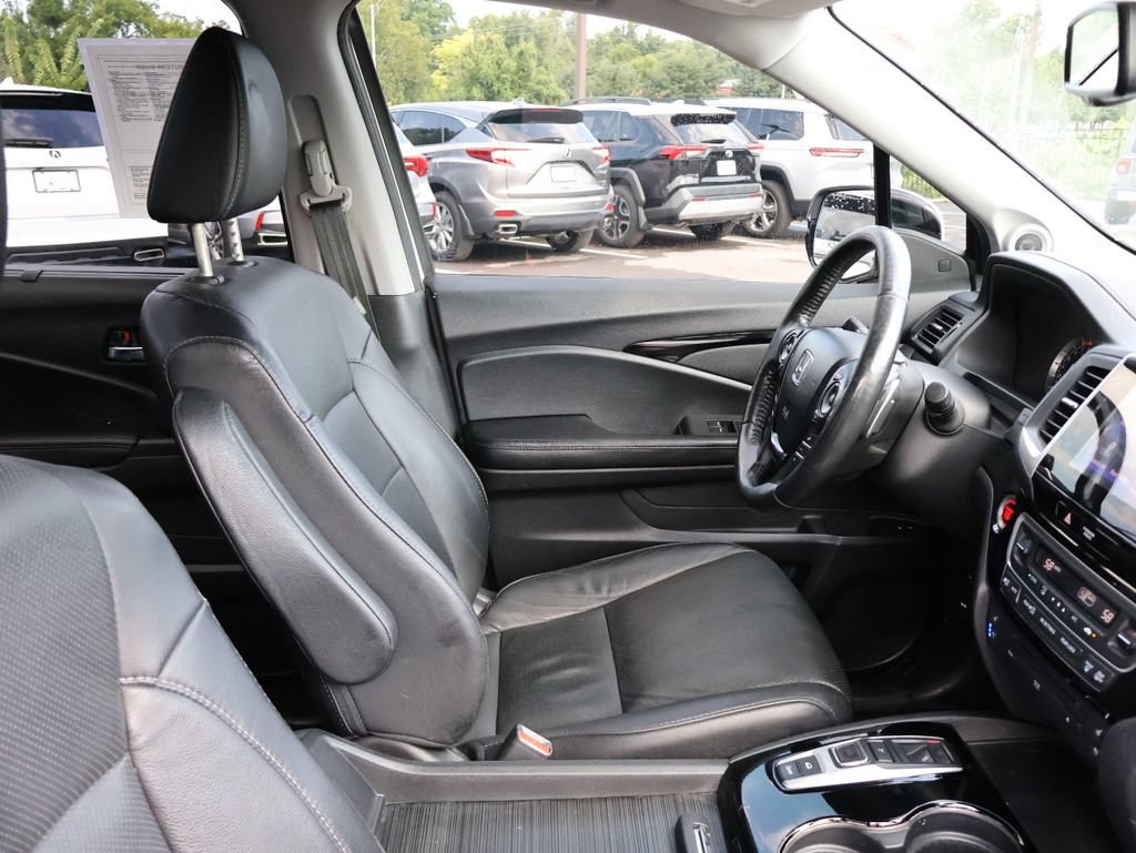 Certified 2017 Honda Pilot Elite image 8