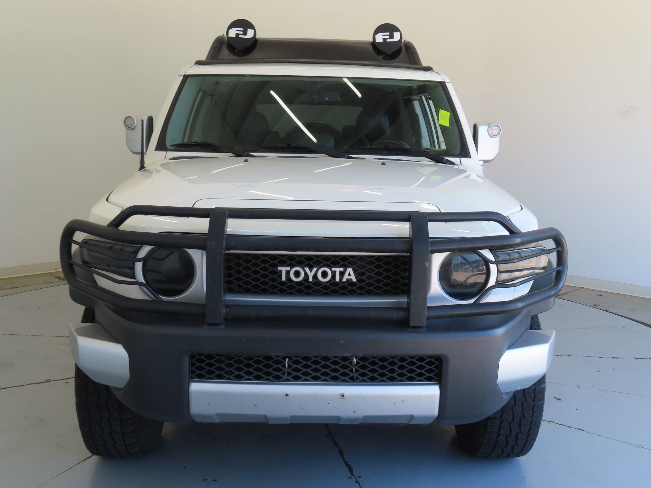 Used 2010 Toyota FJ Cruiser 4WD image 8