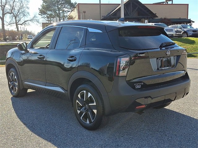 New 2026 Nissan Kicks SV w/ SV Premium Package image 6