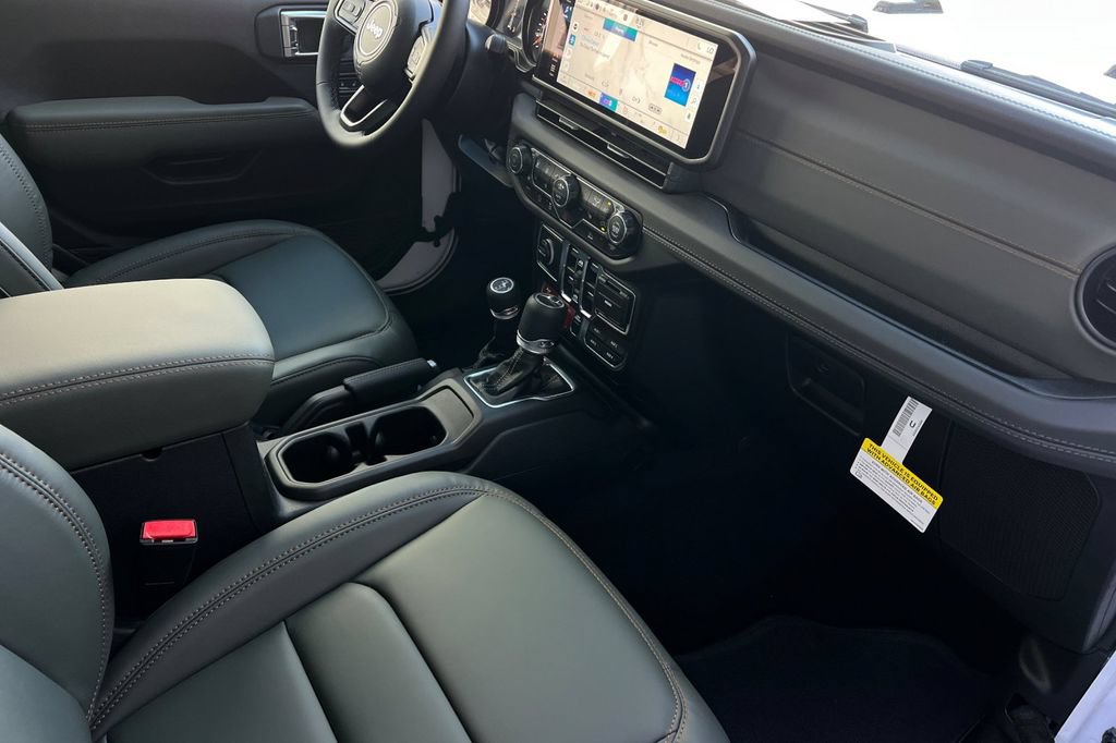 New 2026 Jeep Gladiator Mojave AWD/4WD image 15
