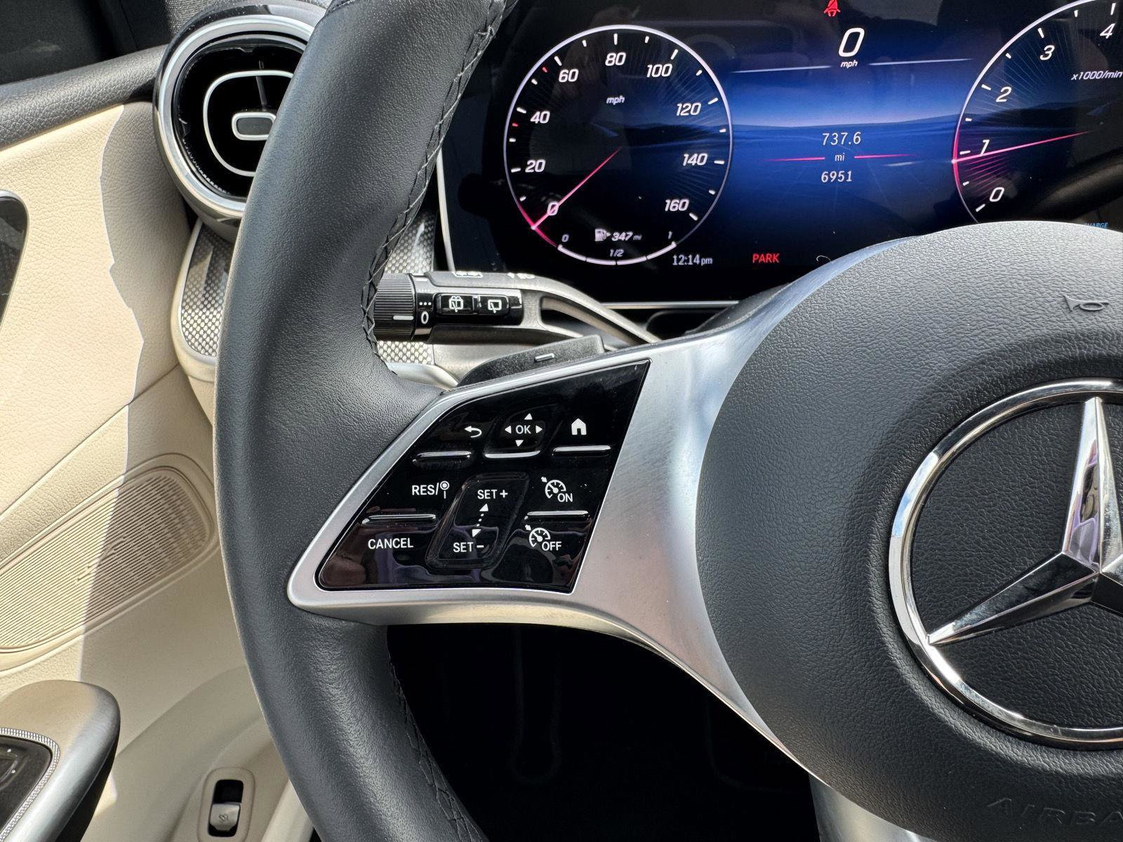 Certified 2025 Mercedes-Benz GLC 300 image 11