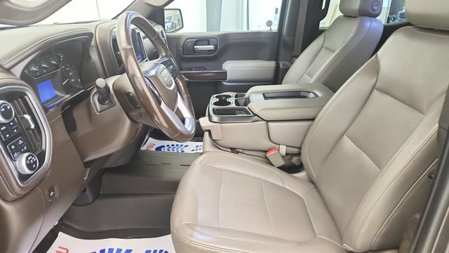 Used 2019 GMC Sierra 1500 SLT w/ X31 Off-Road Package AWD/4WD image 10