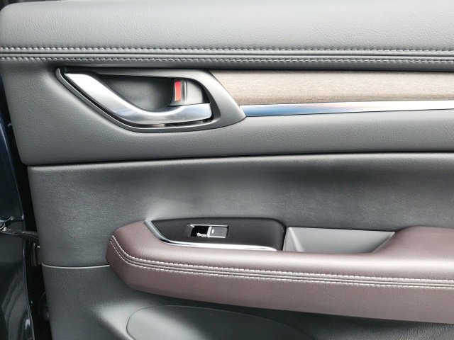 New 2025 MAZDA CX-5 Signature image 26