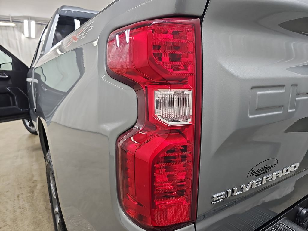Certified 2024 Chevrolet Silverado 1500 LT image 38