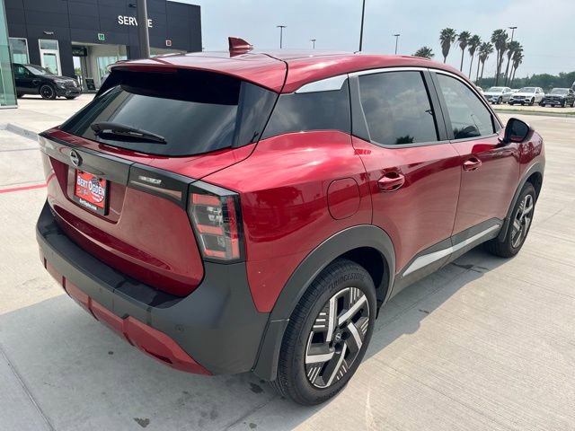 Used 2025 Nissan Kicks SV FWD image 4