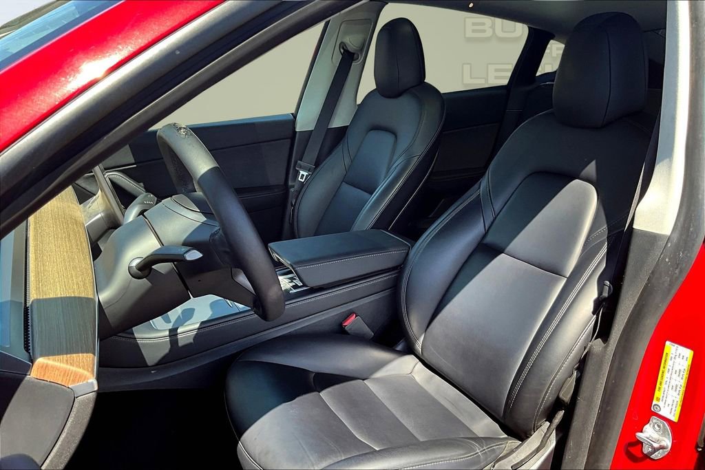 Used 2021 Tesla Model Y Long Range image 25