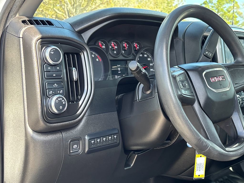Used 2022 GMC Sierra 2500 Pro w/ Fleet Convenience Package image 11