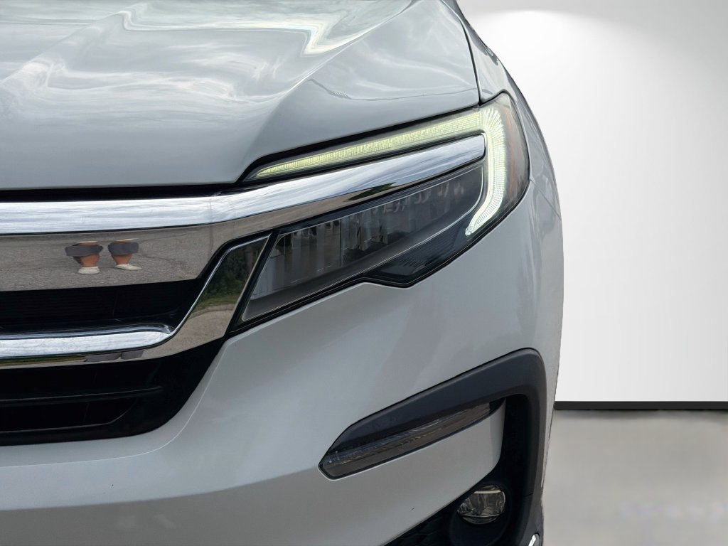Used 2021 Honda Pilot Touring image 9