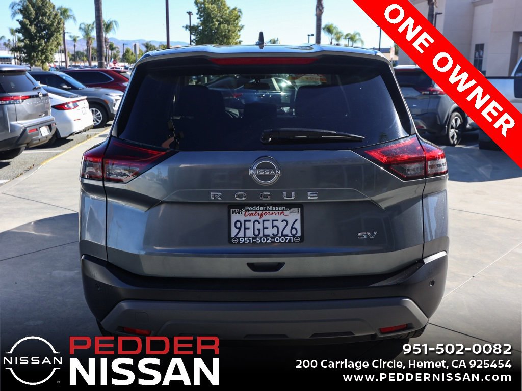 Used 2023 Nissan Rogue SV image 5