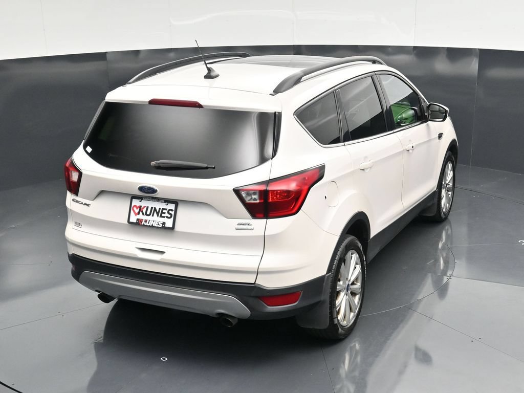 Used 2019 Ford Escape SEL w/ Sun & Style Package FWD image 43