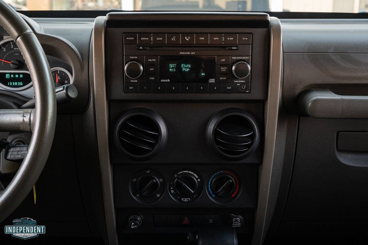 Used 2007 Jeep Wrangler Sahara image 12