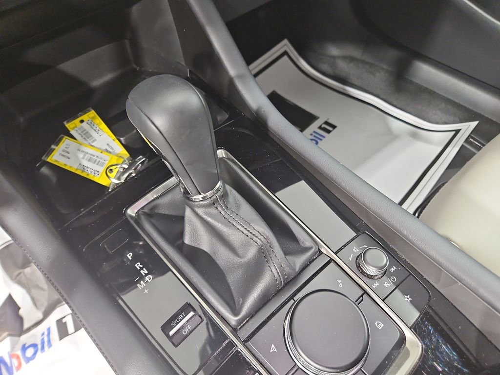 Used 2024 MAZDA MAZDA3 s FWD image 25