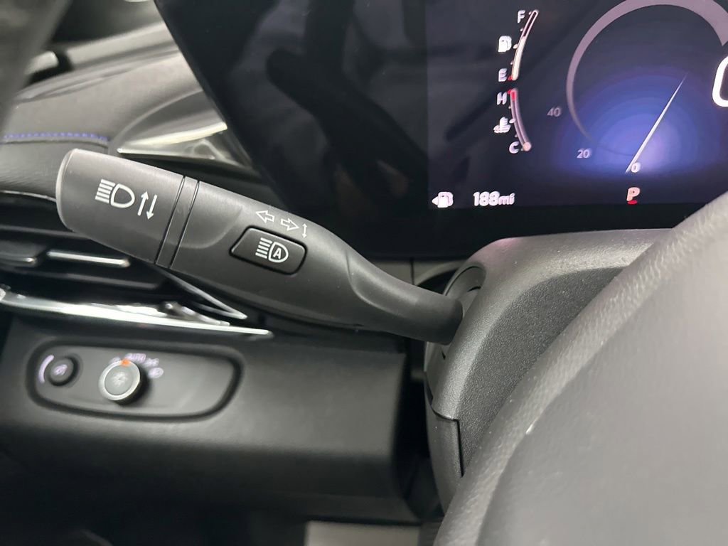 New 2026 Buick Envista Sport Touring w/ Convenience I Package FWD image 34
