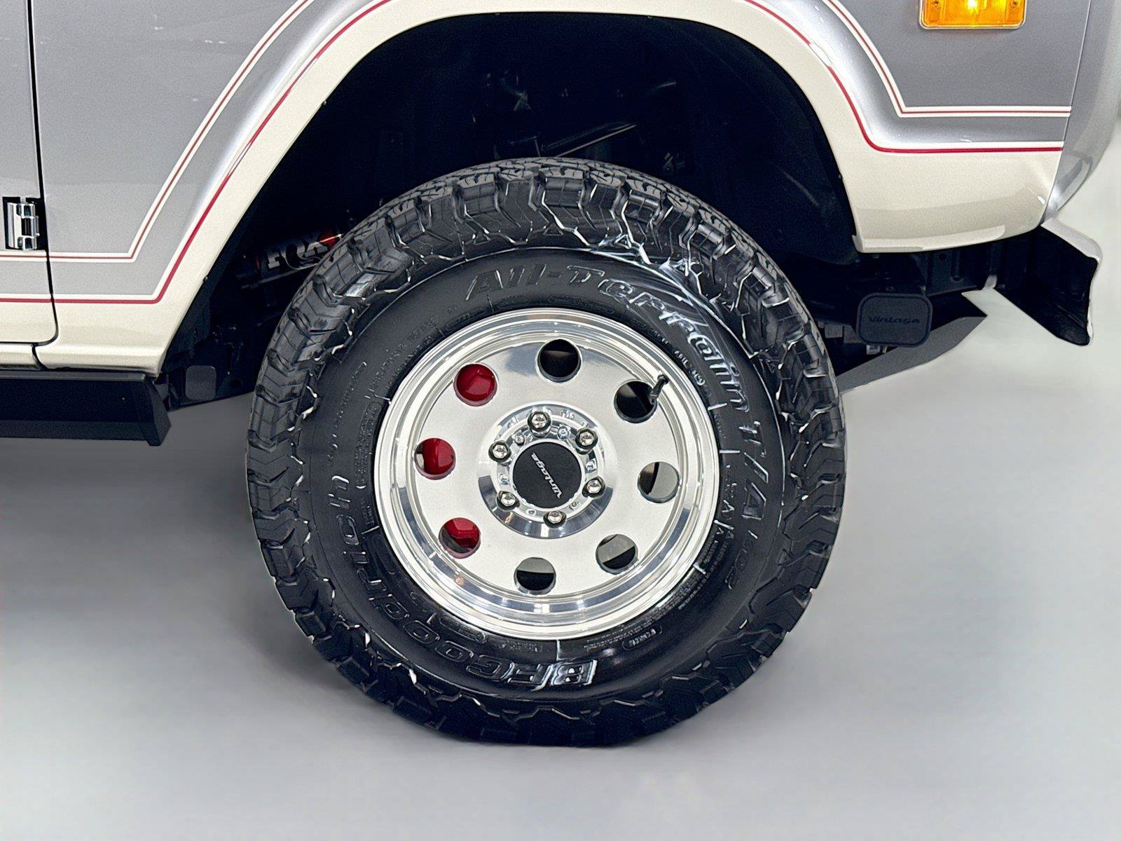 Used 2025 Ford Bronco Badlands AWD/4WD image 37