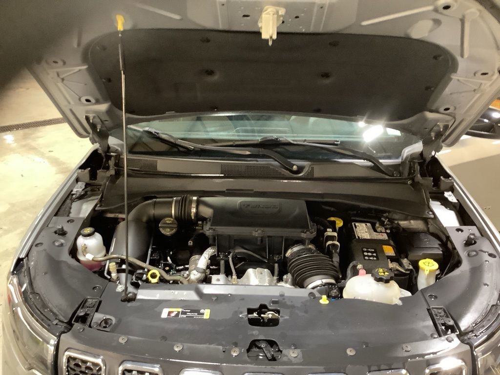 Used 2023 Jeep Compass Latitude image 17