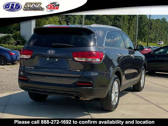 Used 2017 Kia Sorento LX image 7