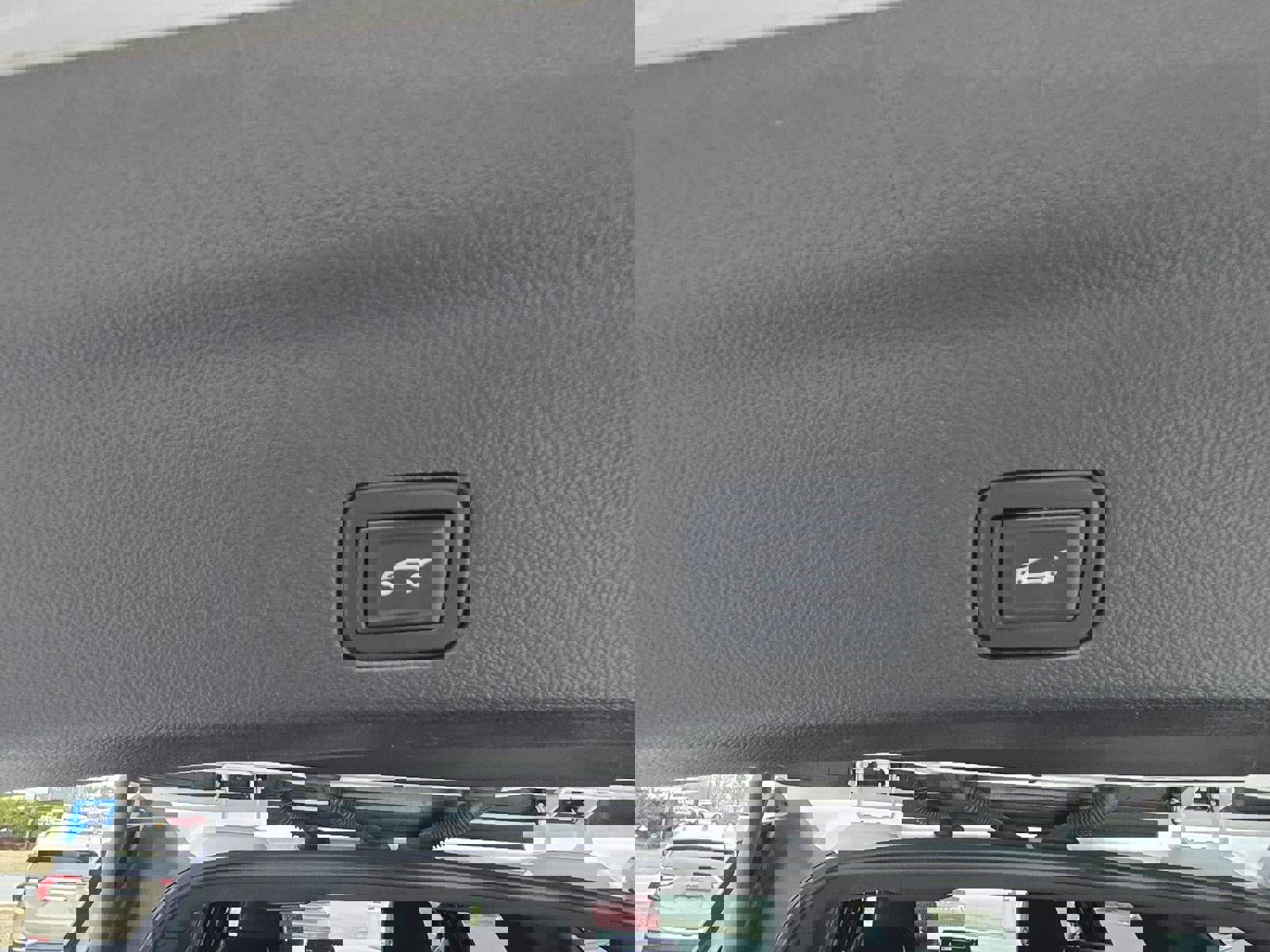 Used 2022 Chevrolet Tahoe RST image 14